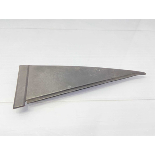 Acabamento Externo Traseiro Direito Gm Corsa 1998/2010