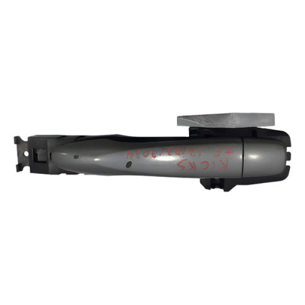 Maçaneta Externa Traseira Esquerda Nissan Kicks 2017/2021 Traseira