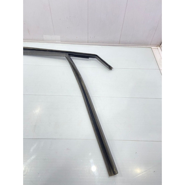 Borracha Canaleta Porta Dianteira Esquerda Cruze 2012/2017