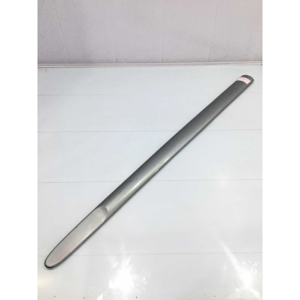 Friso Dianteiro Esquerdo Chevrolet Corsa 2001/2008 C/detalhe