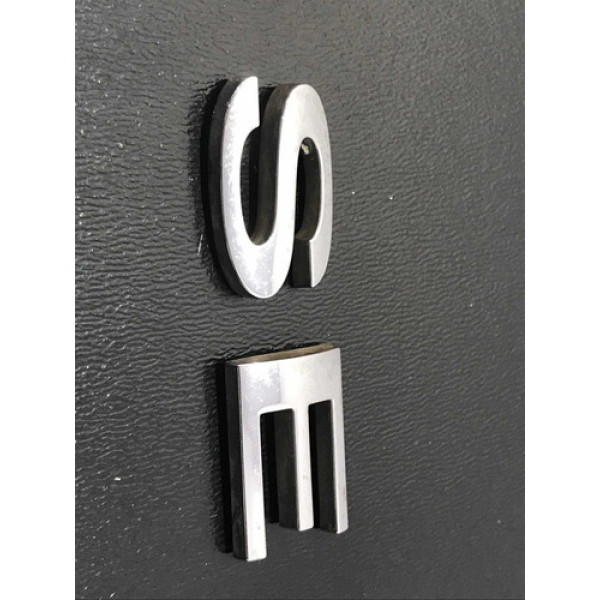 Emblema Se Porta Dianteira Esquerda Ford New Fiesta 13/21