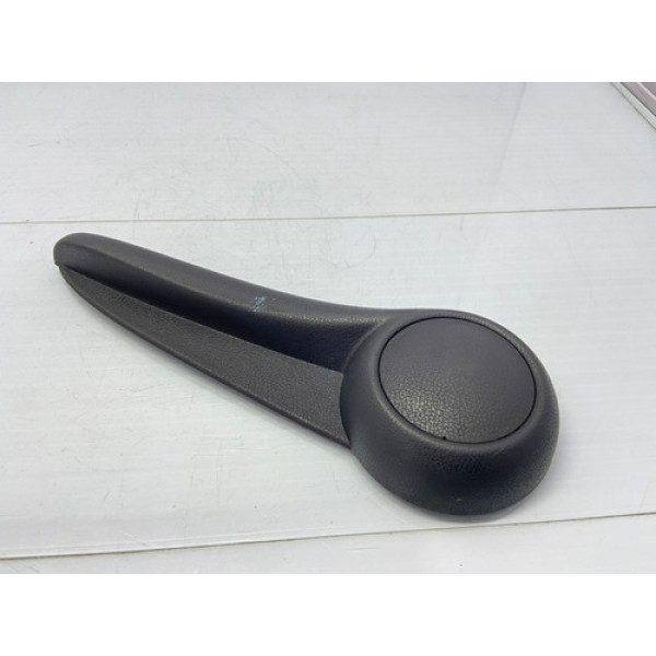 Alavanca Ajuste Banco Dianteiro Esquerdo Nissan March 11/15