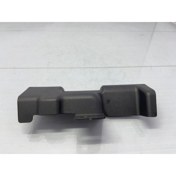 Moldura Banco Traseiro Central Mitsubishi Outlander 12/15