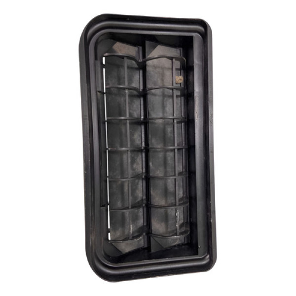 Difusor Esq Carroceria Volkswagen Jetta 2011/201751376 Preto Preto