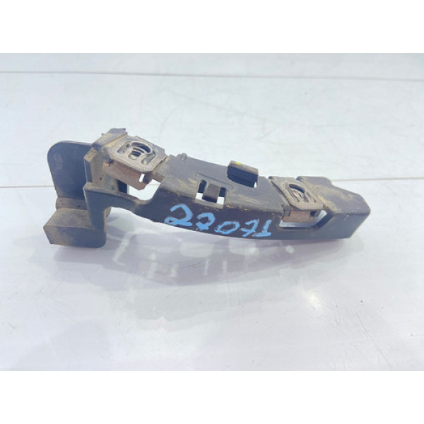 Guia Para-choque Dianteiro Direito Peugeot 208 2017/2021