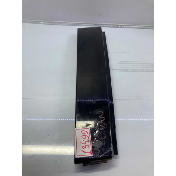 Moldura Quadro Janela T.e Volkswagen Tiguan 2016 Com Detalhe