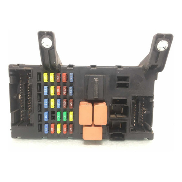 Caixa Interna Fusível Fiat Ideal Adventure 2010 Manual/1.8