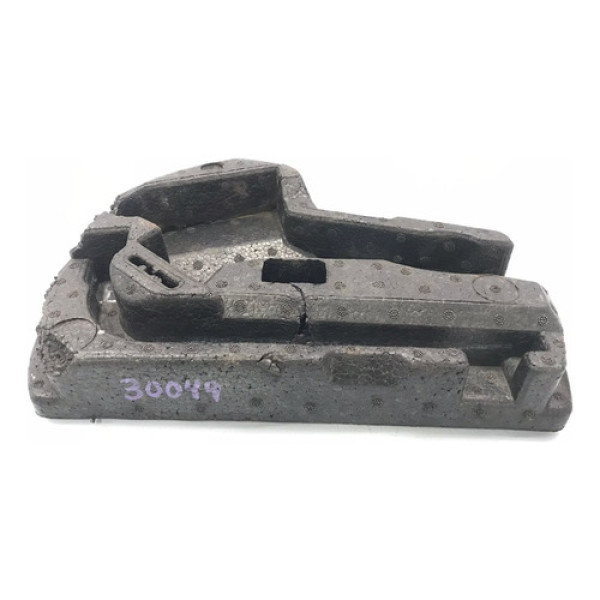 Isopor Estepe Volkswagen Voyage 2013/2016 Com Detalhe