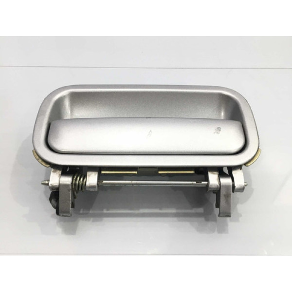 Maçaneta Externa Traseira E. Chevrolet Corsa 96/06 C/detalhe