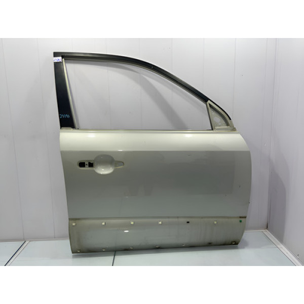 Porta Dianteira Direita Hyundai Tucson 2008/2014 - Dianteira - Direito - Prateado