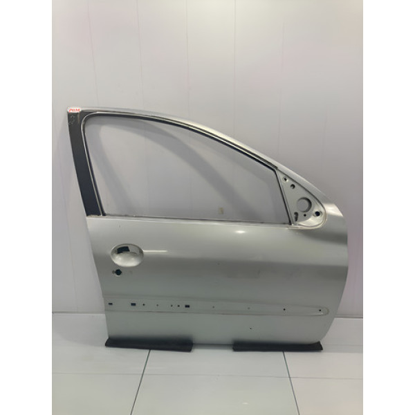Porta Dianteira Direita Peugeot 207 2007/2015 Com Detalhes - Dianteira - Direito - Prateado