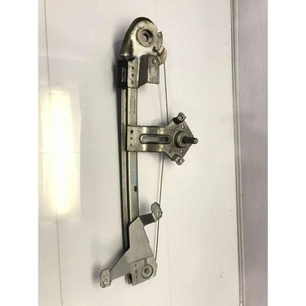 Máquina De Vidro Manual Porta Traseira Dir Celta 2002/2014