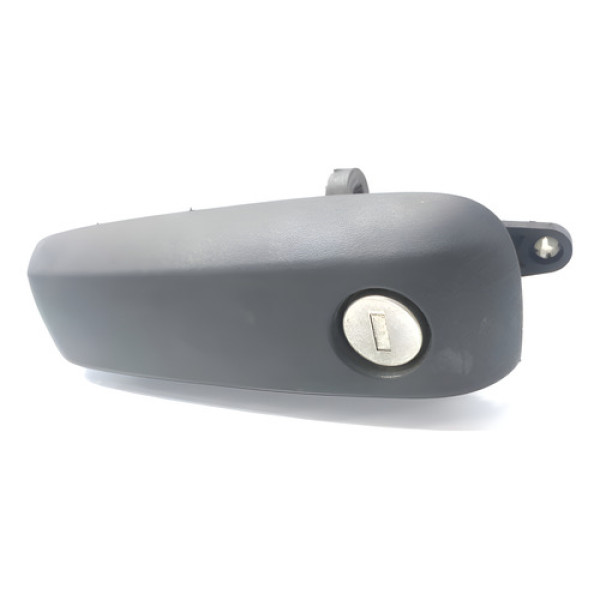 Maçaneta Externa Dianteira Esquerda Fiat Fiorino 2017 Preto