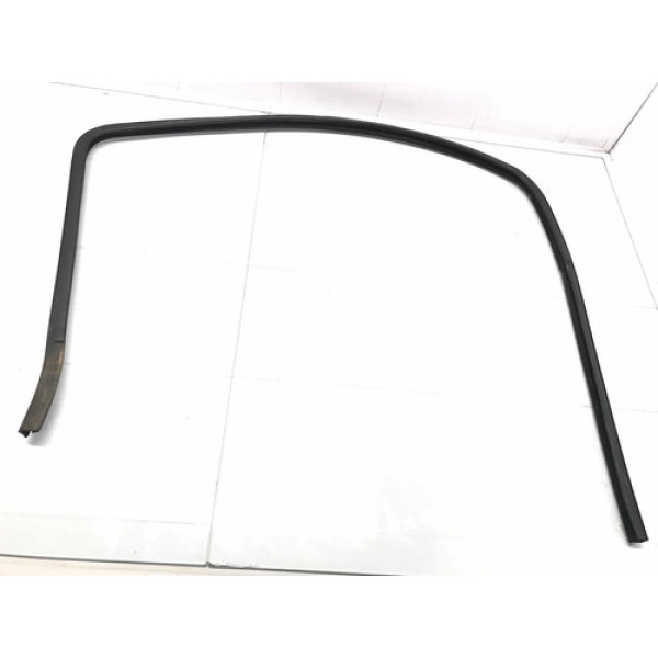 Borracha Canaleta Dianteira Esquerda Ford Fiesta 2003/2014