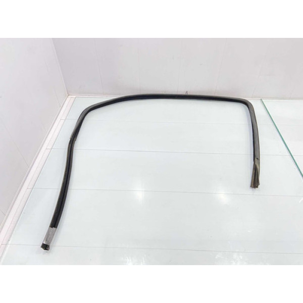 Borracha Canaleta Dianteira Direita Ford Fiesta 2003/2014