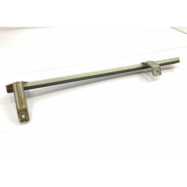 Canaleta Porta Interna Vidro D. E. Nissan March 2011/2014