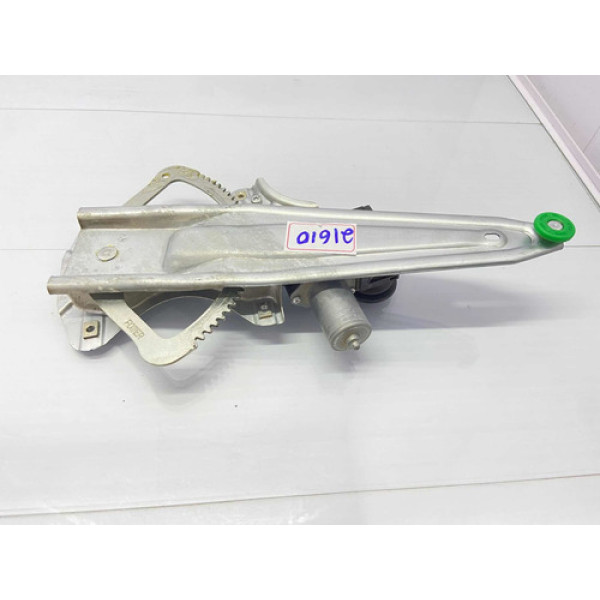 Máquina De Vidro Traseira Direita Toyota Hilux 2020/2022