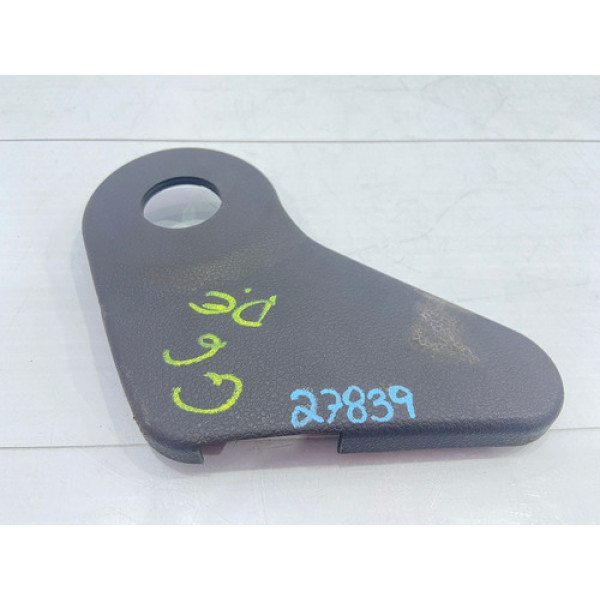 Moldura Banco Dianteiro Esquerdo Volkswagen G5/g6/g7