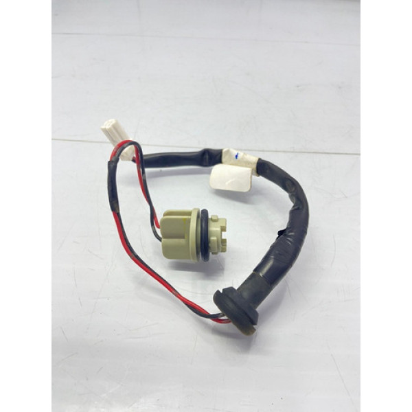 Chicote Lanterna Esq Capo Traseiro Nissan Kicks 16/21