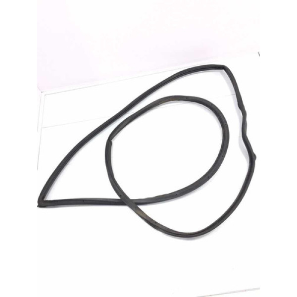 Borracha Vedação Porta Dianteira E Nissan Tiida 2012/2015