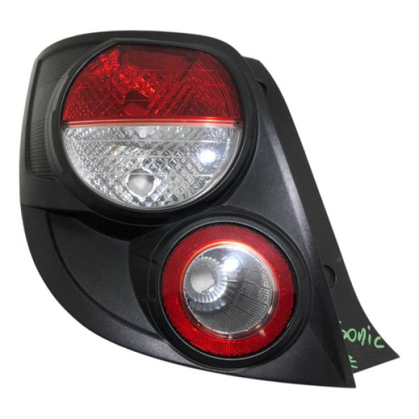 Lanterna Esquerda Chevrolet Sonic 2012/2015 Esquerdo/motorista Preto