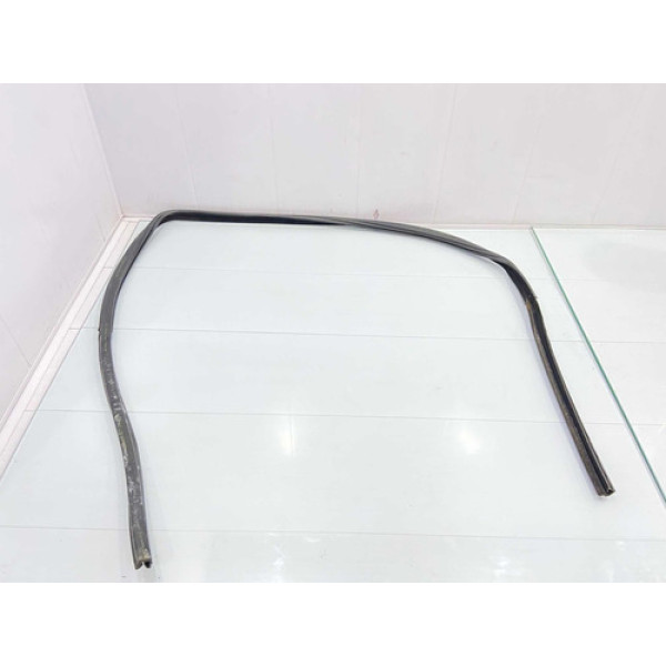 Borracha Canaleta Dianteira Direita Gm Corsa 1998/2010