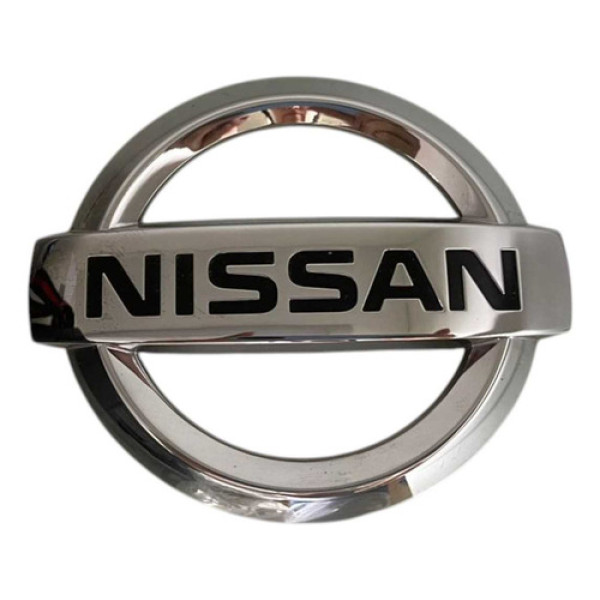 Emblema Nissan Capo Traseiro Nissan Kicks 2019 Prata