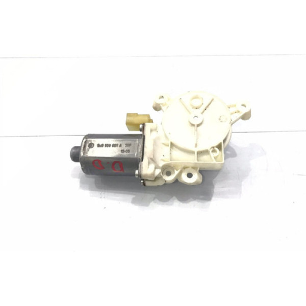 Motor Máquina De Vidro Porta Dianteira Dir Vw Voyage 13/16