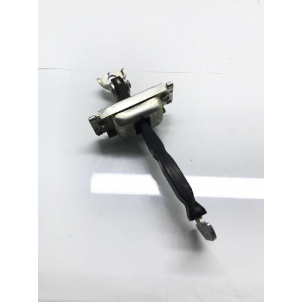 Limitador Porta Traseira Direita Toyota Hilux 2020/2022