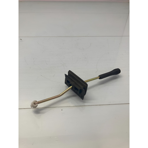 Pino Trava Traseira Direita Volkswagen Gol G3/g4 2002/2012 Preto