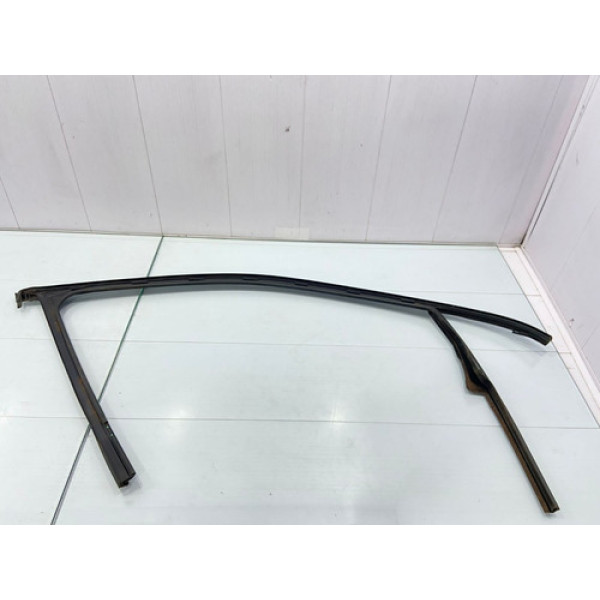 Borracha Canaleta Porta Dianteira Esquerda Vw Jetta 06/12