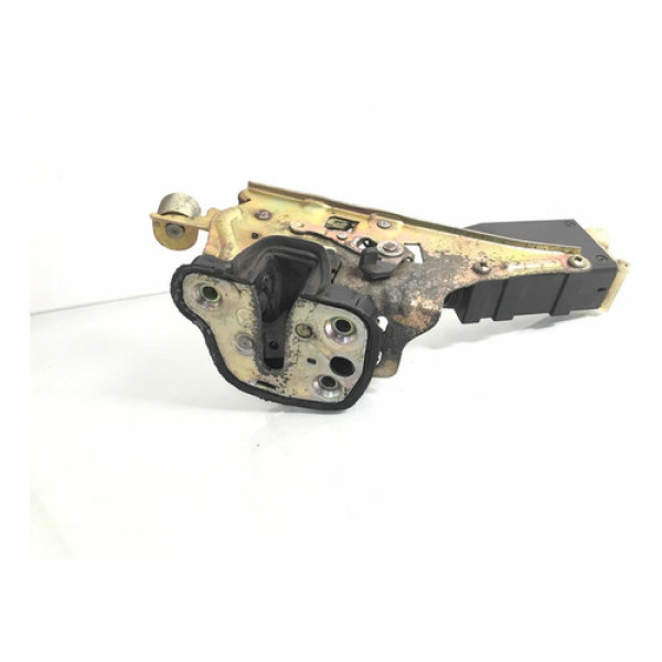 Fechadura Porta Traseira Esquerda Chevrolet Corsa 1996/2006