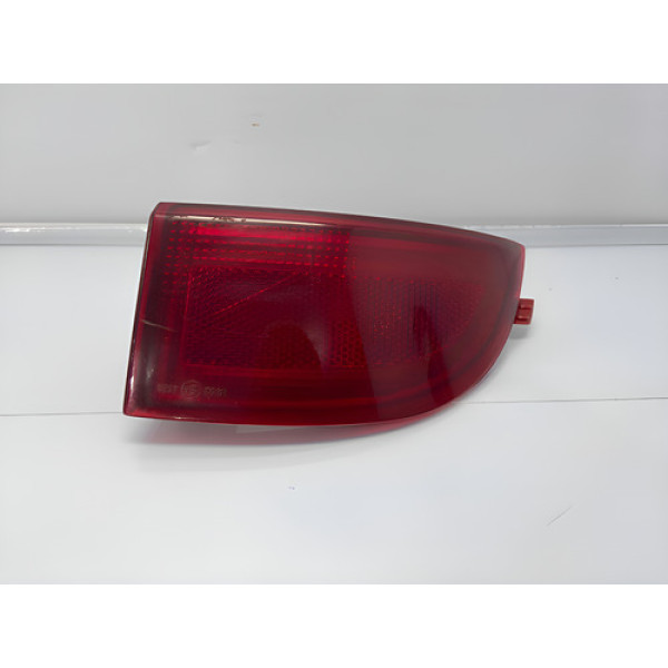 Refletor Traseiro Esquerdo Fiat Strada 2014/2019 Vermelho