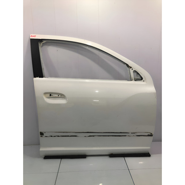 Porta Dianteira Direita Chevrolet Cobalt 2012/2021 - Dianteira - Direita - Branco