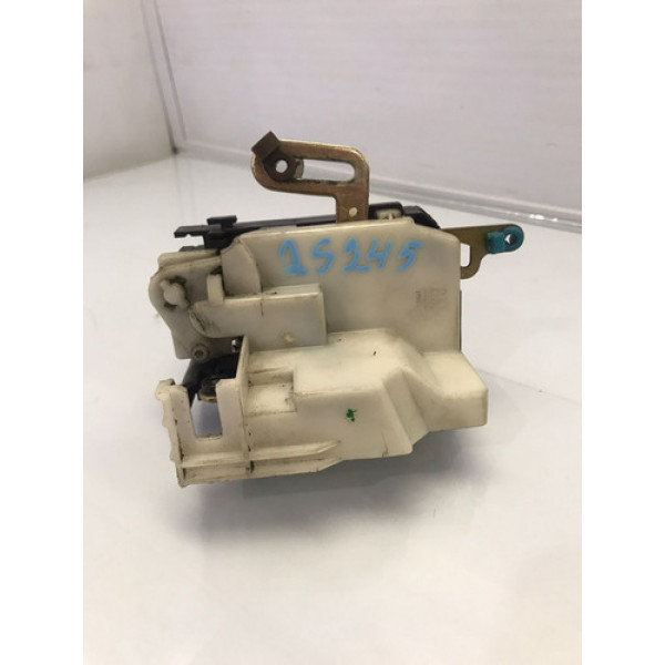 Fechadura Porta Dianteira Direita Chevrolet Celta 02/14