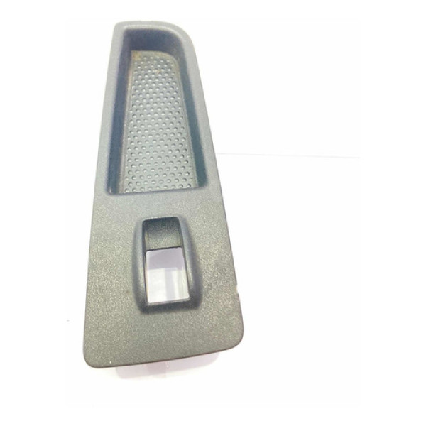 Moldura Botão Vidro Dianteiro Direito Fiat Bravo 2013/2016