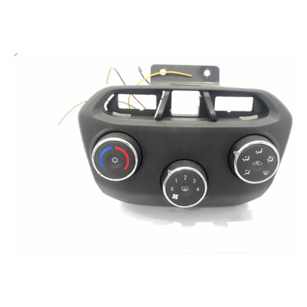 Comando De Ar-condicionado Chevrolet Onix 2017