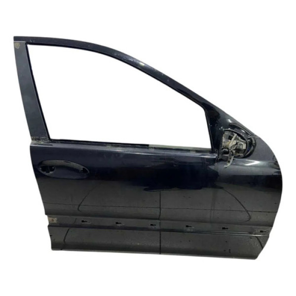 Porta Dianteira Direita Mercedes C180 2003/2006   56714 Dianteira Direita .
