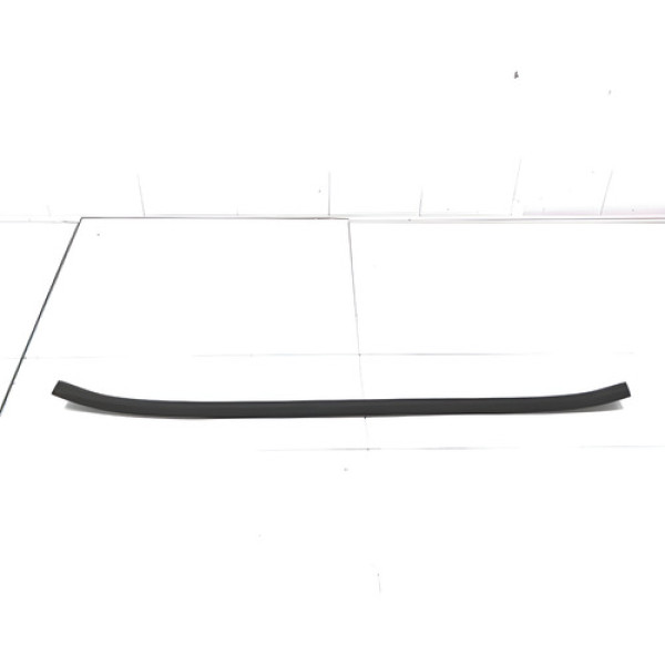 Borracha Vedação Porta Dianteira Esquerda Honda Wrv 17/21 Preto