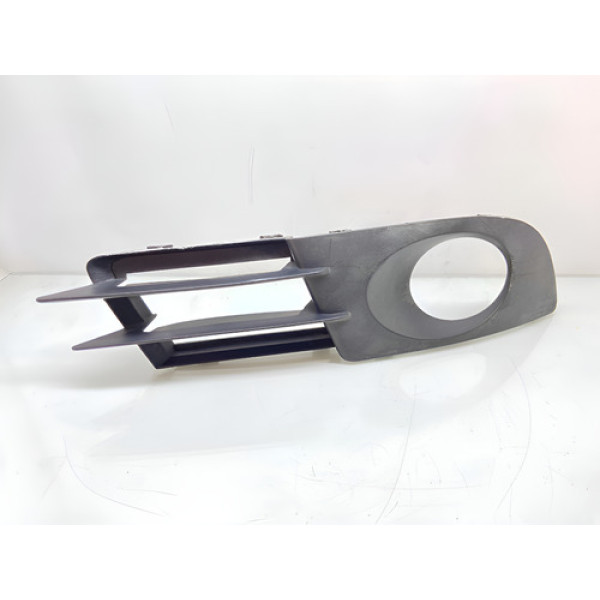 Moldura Pára-choque Milha  Direito Chevrolet Vectra 2006/12 Preto Direito