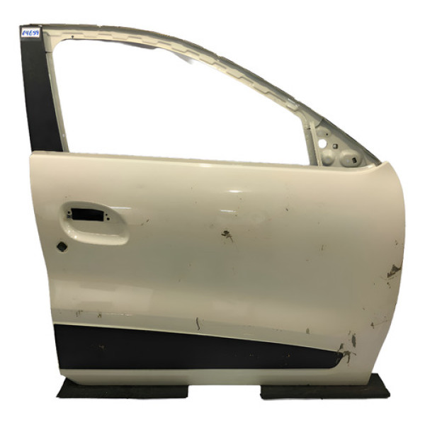 Porta Dianteira Direita Renault Kwid 2017/2021 Com Detalhe Dianteira Direito Bege