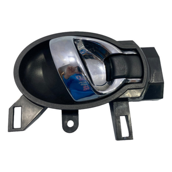 Maçaneta Interna Diant/tras Direita Nissan Versa 2017/21 Dianteira