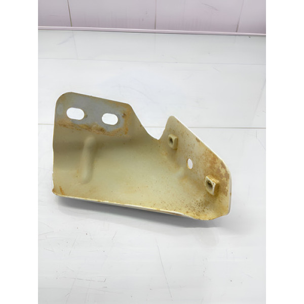 Suporte Para-lama Volkswagen Saveiro Robust 2017/2020 Liso