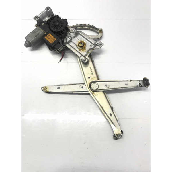 Máquina De Vidro Dianteiro Direito Chevrolet Corsa 2001/2008