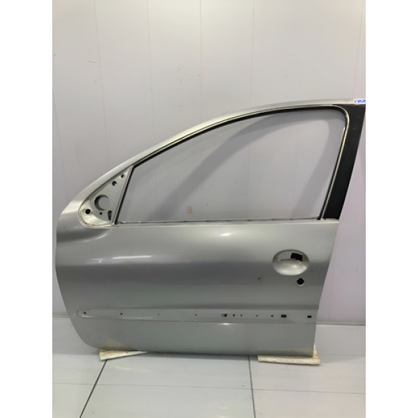 Porta Dianteira Esquerda Peugeot 207 2007/2015 - Dianteira - Esquerdo - Prateado