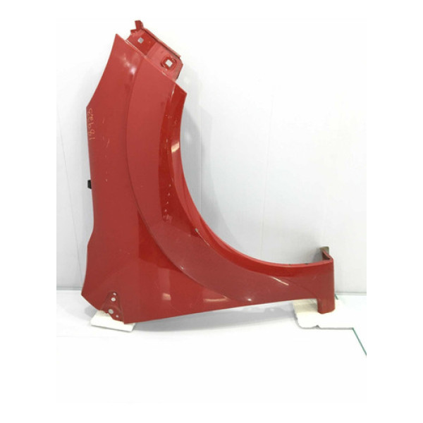 Pára-lama Direito Ford Fiesta 2010/2014 C/detalhes