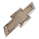 Emblema Chevrolet Capo Traseiro Gm Sonic 2012/2016 Dourado