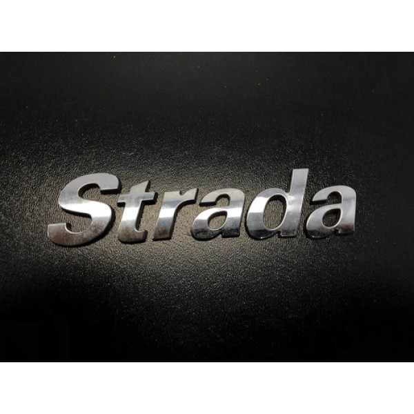 Emblema Tampa Traseira Fiat Strada 2014/2019