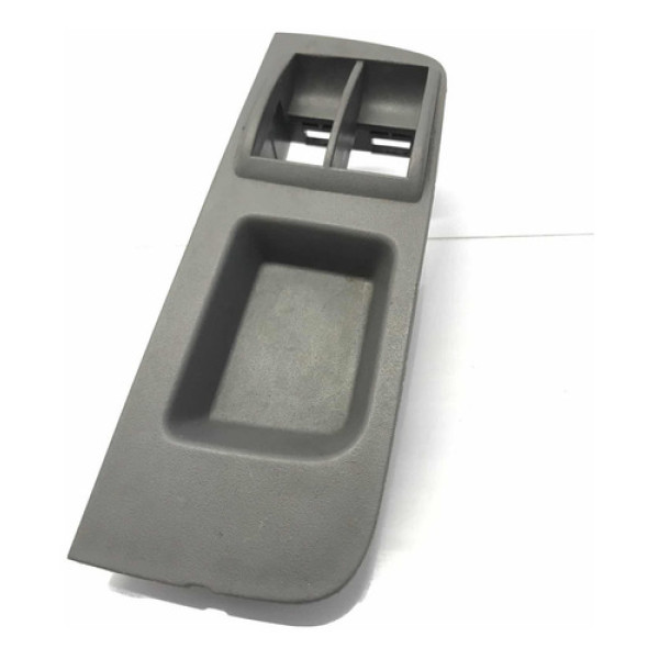 Moldura Botão Dianteiro Esquerdo Fiat Palio 2014