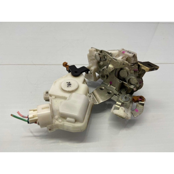 Fechadura Porta Tras. Direita Toyota Etios Hatch 2013/2021